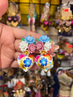 Carolina/ Aretes de copal, Aretes Tradicionales Mexicanos, Aretes pintados a mano, Artesanía Mexicana