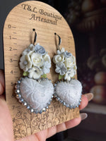 Aretes de corazon Bordados, aretes Tradicionales Mexicanos, Aretes bordados A mano, Artesanía Mexicana, Aretes San Antonino