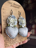 Aretes de corazon Bordados, aretes Tradicionales Mexicanos, Aretes bordados A mano, Artesanía Mexicana, Aretes San Antonino