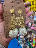 Aretes de corazon Bordados, aretes Tradicionales Mexicanos, Aretes bordados A mano, Artesanía Mexicana, Aretes San Antonino