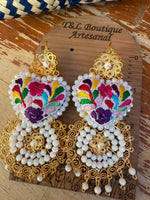 Aretes de corazon Bordados, aretes Tradicionales Mexicanos, Aretes bordados A mano, Artesanía Mexicana, Aretes San Antonino