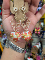 Jessi/ Aretes de copal, Aretes Tradicionales Mexicanos, Aretes pintados a mano, Artesanía Mexicana