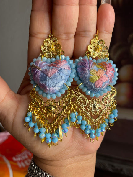 Aretes de corazon Bordados, aretes Tradicionales Mexicanos, Aretes bordados A mano, Artesanía Mexicana, Aretes San Antonino