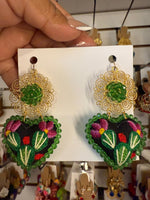 Aretes de corazon Bordados, aretes Tradicionales Mexicanos, Aretes bordados A mano, Artesanía Mexicana, Aretes San Antonino