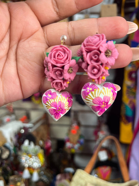 Vanessa / Aretes de copal, Aretes Tradicionales Mexicanos, Aretes pintados a mano, Artesanía Mexicana