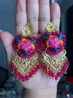 Aretes de corazon Bordados, aretes Tradicionales Mexicanos, Aretes bordados A mano, Artesanía Mexicana, Aretes San Antonino