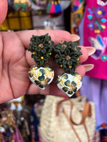 Destellos / Aretes de corazon Bordados, aretes Tradicionales Mexicanos, Aretes bordados A mano, Artesanía Mexicana