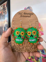 Ava/Aretes Bordados, aretes de calavera, Dia de muertos, aretes Tradicionales Mexicanos, Aretes bordados A mano, Artesanía Mexicana