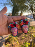 Kara/ Aretes Bordados, aretes de calavera, Dia de muertos, aretes Tradicionales Mexicanos, Aretes bordados A mano, Artesanía Mexicana