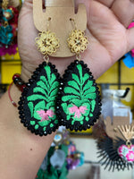 Aretes de gota Bordados, aretes Tradicionales Mexicanos, Aretes bordados A mano, Artesanía Mexicana, Aretes San Antonino