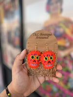 Scarlet/Aretes Bordados, aretes de calavera, Dia de muertos, aretes Tradicionales Mexicanos, Aretes bordados A mano, Artesanía Mexicana